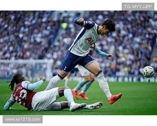 西汉姆联迎来新助教，争取在英超赛季中实现更大突破