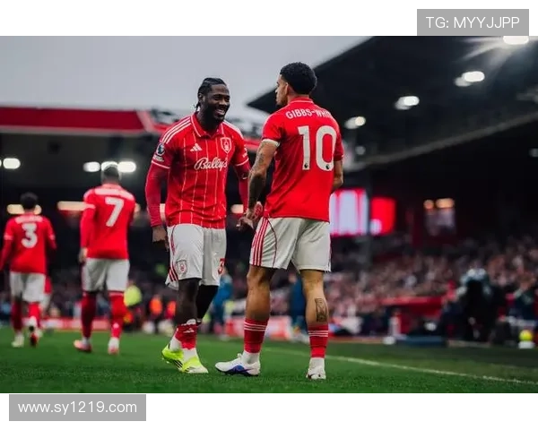 英超诺丁汉森林续约吉布斯-怀特,中场核心留队至2029年 英超诺丁汉森林续约吉布斯-怀特,中场核心留队至2029年