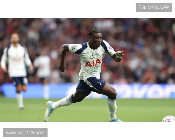 持球推进能力:库杜斯如何撕裂防线 持球推进能力:库杜斯如何撕裂防线